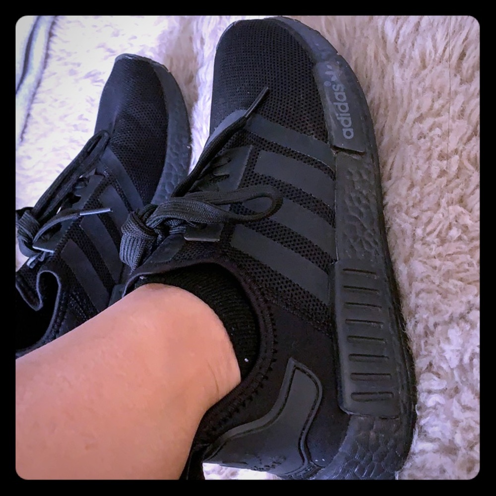 Black boost shoes